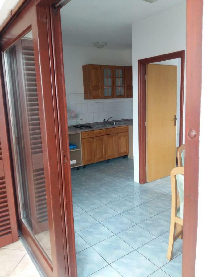 Apartments Villa Cherry Новалья Экстерьер фото